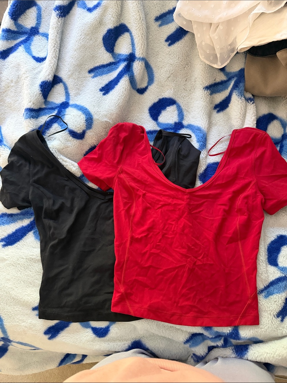 GET TWO FOR A STEAL- lululemon athletica Red and Black Scoop Neck Crop Tops